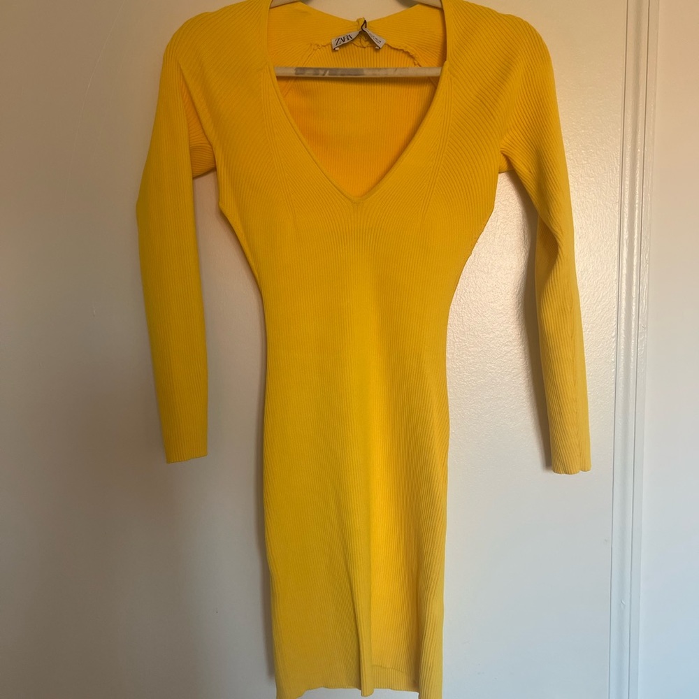 Bought this and doesn’t fit me - never been worn, tags still on